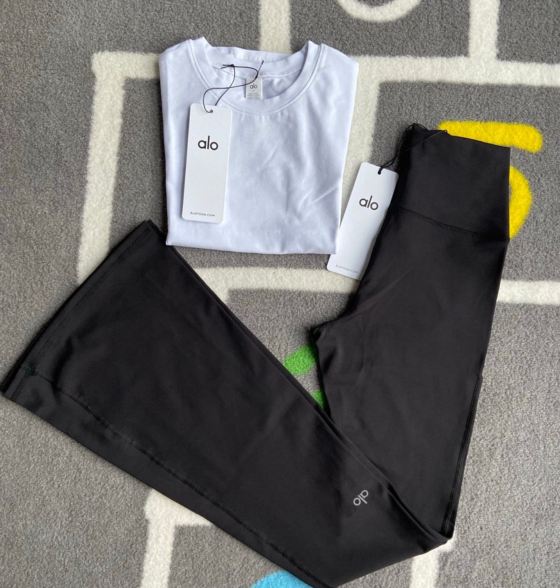 Alo  yoga Kadın Beyaz Kısa Kollu  Tişört - Görsel 2