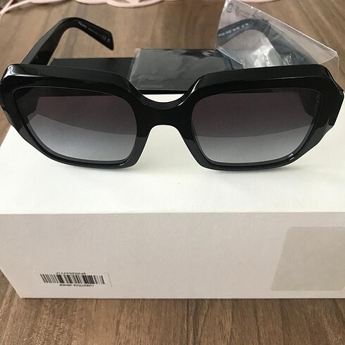 Prada Orijinal Prada Gözlük