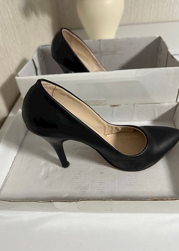 Siyah Stiletto Topuklu Kadın Ayakkabı - Görsel 2