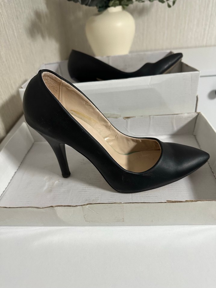 Siyah Stiletto Topuklu Kadın Ayakkabı - Görsel 3