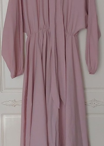 Yarasa Kollu Toz Pembe Elbise