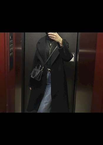 Siyah Düğmeli Uzun Kaban - Görsel 3