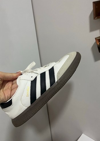 Adidas 37