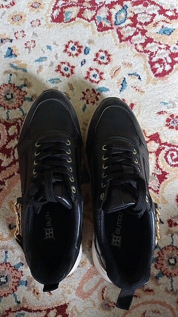 37 Beden siyah Renk Butigo spor ayakkabı 