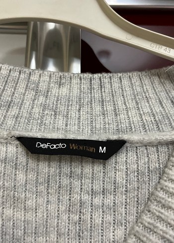 Gri Kısa Triko Kadın Hırka - Görsel 2