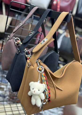 Camel Deri Kadın Çanta Püsküllü ve Ayıcık Detaylı - Görsel 2