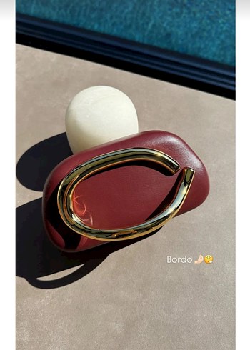 Beyaz Deri Tokalı Kadın Portföy Çanta - Görsel 6