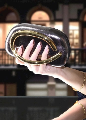 Beyaz Deri Tokalı Kadın Portföy Çanta - Görsel 7