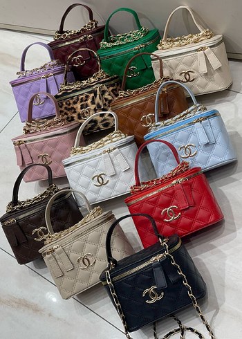 Zincir Detaylı Kahverengi Yılan Derisi Desenli Deri Çanta - Görsel 2