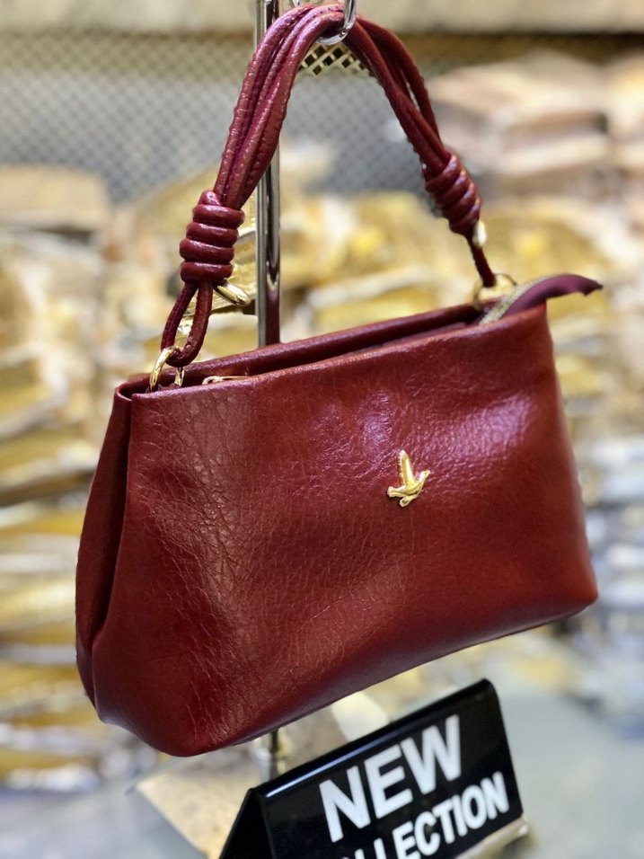 Siyah Deri Kadın Çanta - Modern Klasik - Görsel 3