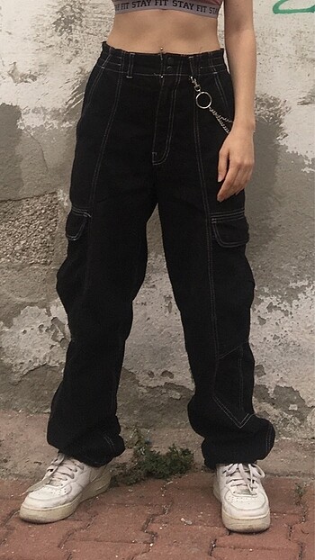 Siyah kargo pantolon
