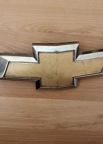 Chevrolet Cruze Ön panjur arması