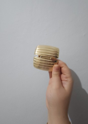 Parlak Altın Piliseli Kadın Bileklik/Bilezik - Görsel 2