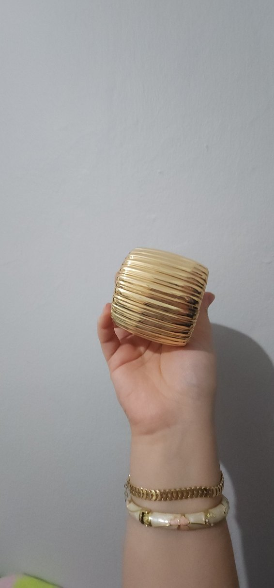 Parlak Altın Piliseli Kadın Bileklik/Bilezik - Görsel 3