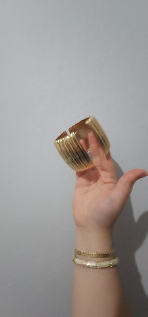 Parlak Altın Piliseli Kadın Bileklik/Bilezik - Görsel 4