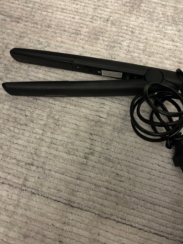 Premier Siyah Saç Düzleştirici - Görsel 2