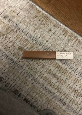 Max Factor Honey Lacquer Parlak Bej Ruj - Görsel 3