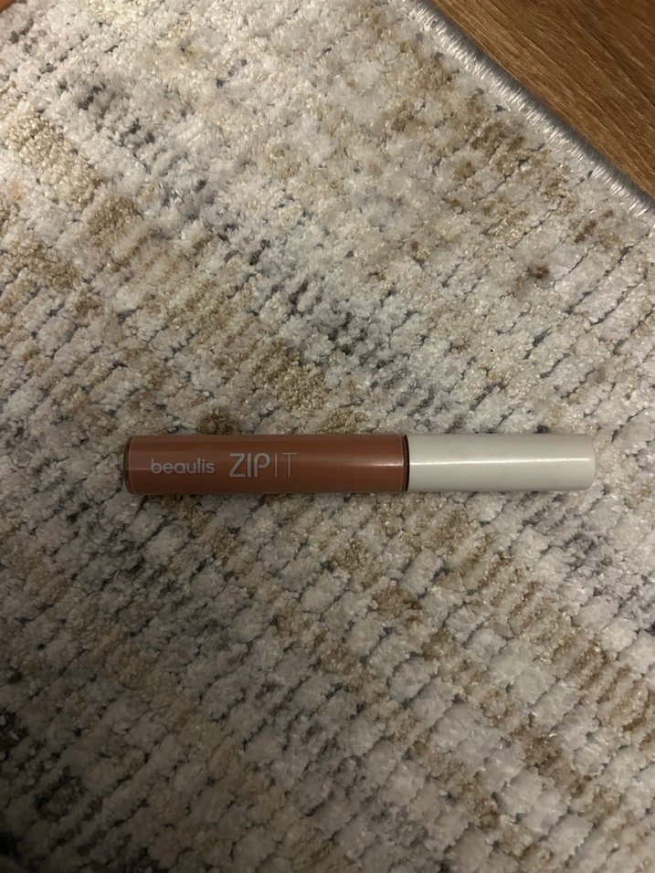 Max Factor Honey Lacquer Parlak Bej Ruj - Görsel 2