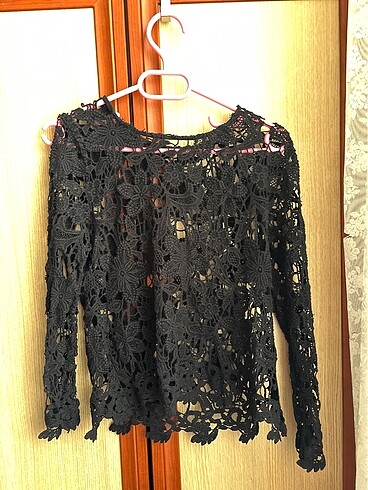 Dantel crop