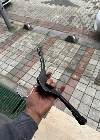 Siyah Plastik Askı - Görsel 2