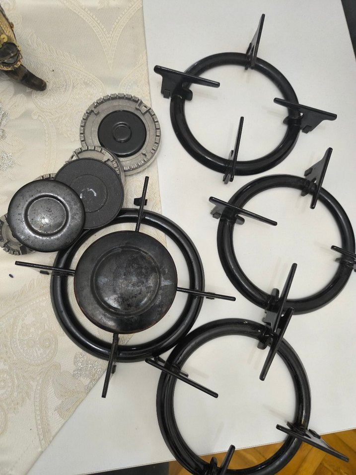 Siyah Metal Ocak Tabanları ve Izgaralar - Görsel 4