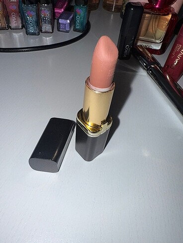  Beden Loreal Paris Ruj