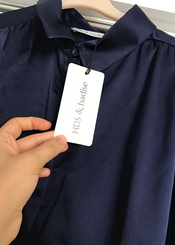 l Beden Düğmeli Lacivert Kadın Gömlek