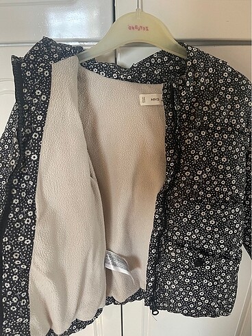 24-36 Ay Beden Mango kız çocuk mont