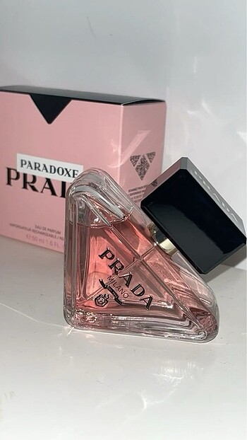 Prada paradoxe parfüm