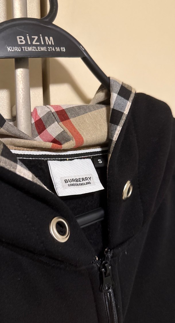 burberry zipper m giyene olur - Görsel 2