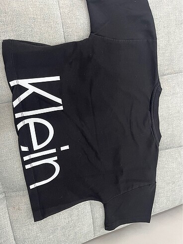 Calvin Klein Crop tişört