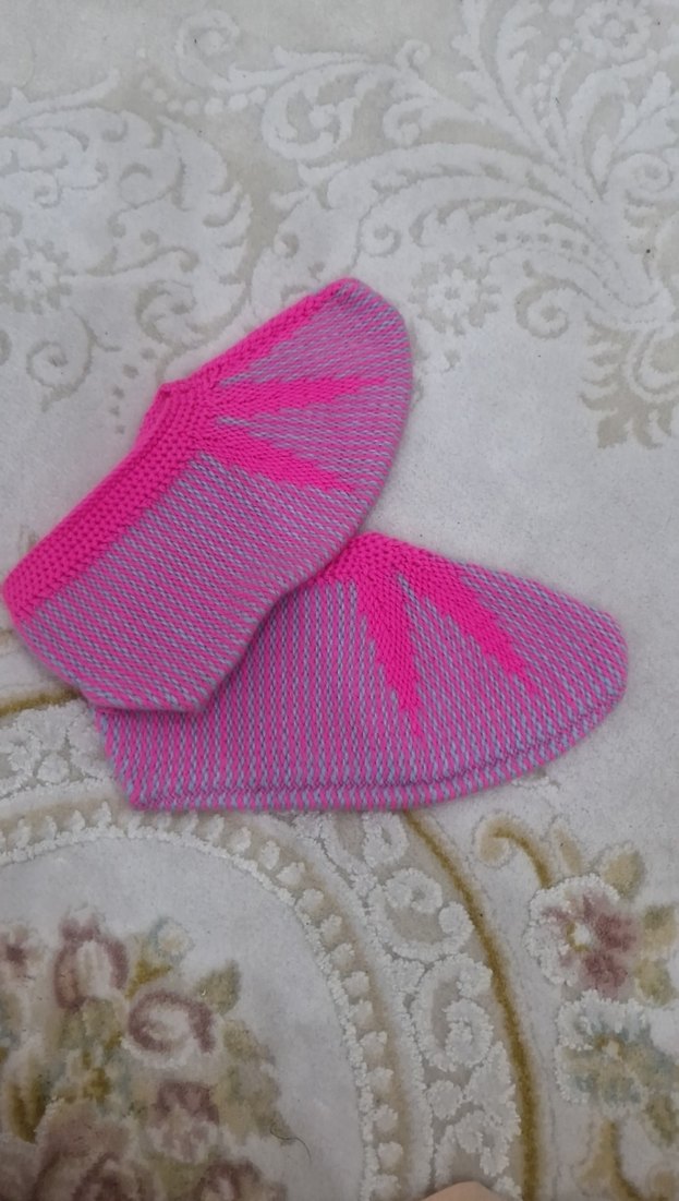 Kız Çocuk Pembe Örgü Ev Terliği - Görsel 2