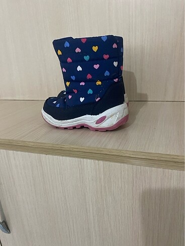 LC Waikiki Kız çocuk bot