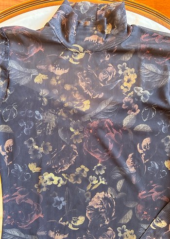 Transparan Lacivert Baskılı Boğazlı Bluz Body - Görsel 3