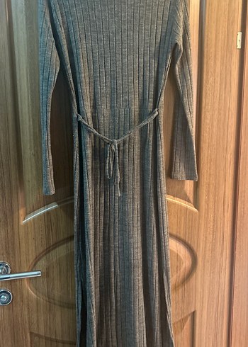 Vizon V Yaka Triko Midi Elbise - Görsel 5