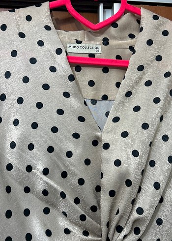 Gri Puantiyeli V Yaka Kadın Bluz - Görsel 4