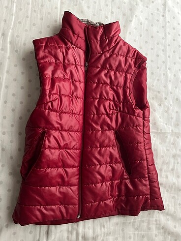 Mevsimlik bordo yelek