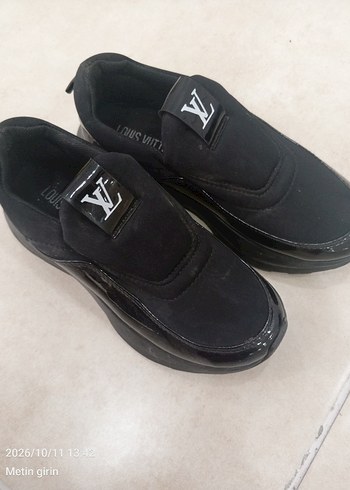 Louis Vuitton Siyah Slip On Sneaker