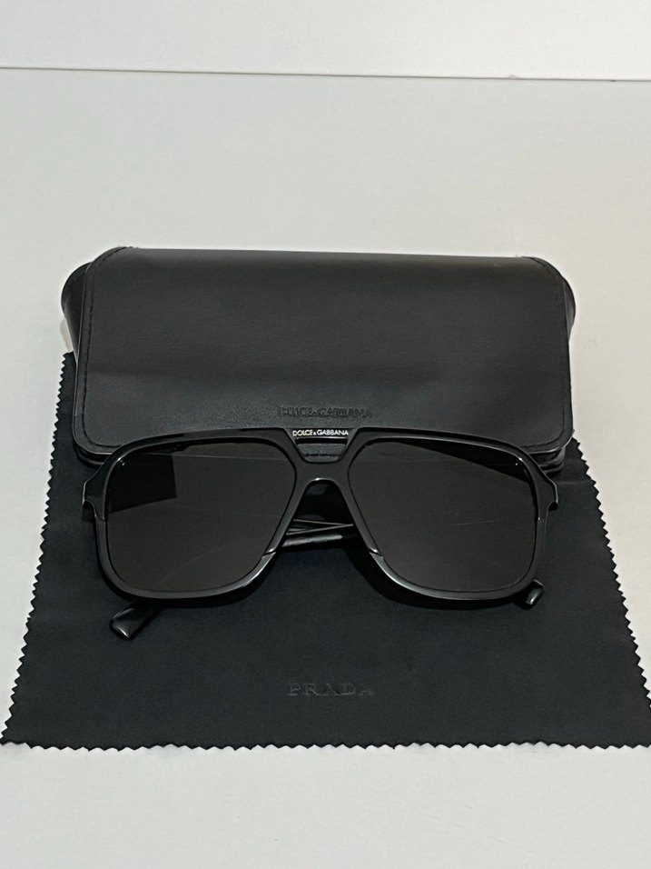 Dolce & Gabbana Siyah Güneş Gözlüğü — görsel 5/8