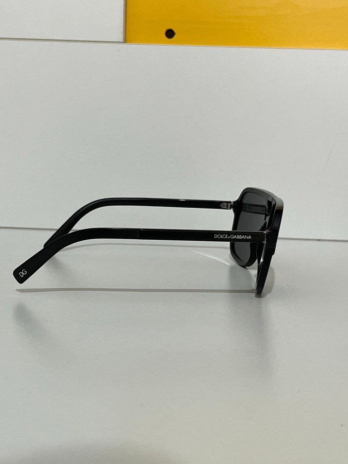 Dolce & Gabbana Siyah Güneş Gözlüğü — görsel 4/8