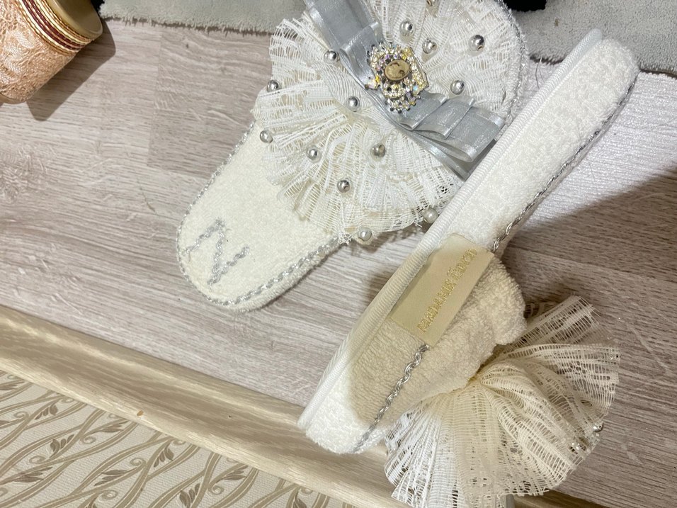 Dantel Detaylı Beyaz Nakışlı Kadın Terlik - Görsel 2