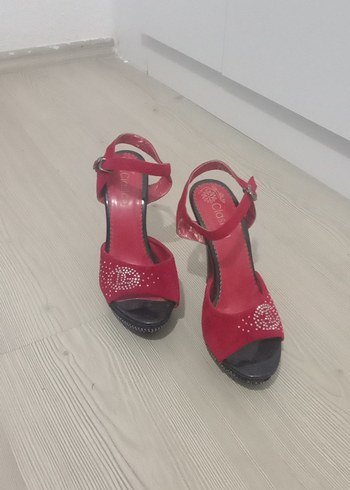 Kırmızı parlak Desenli Platform Topuklu Kadın Ayakkabı