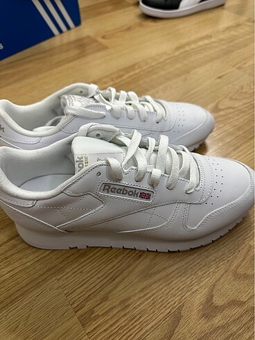 Reebok Reebok