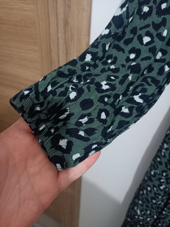 Viskon tesettür elbise - Görsel 5