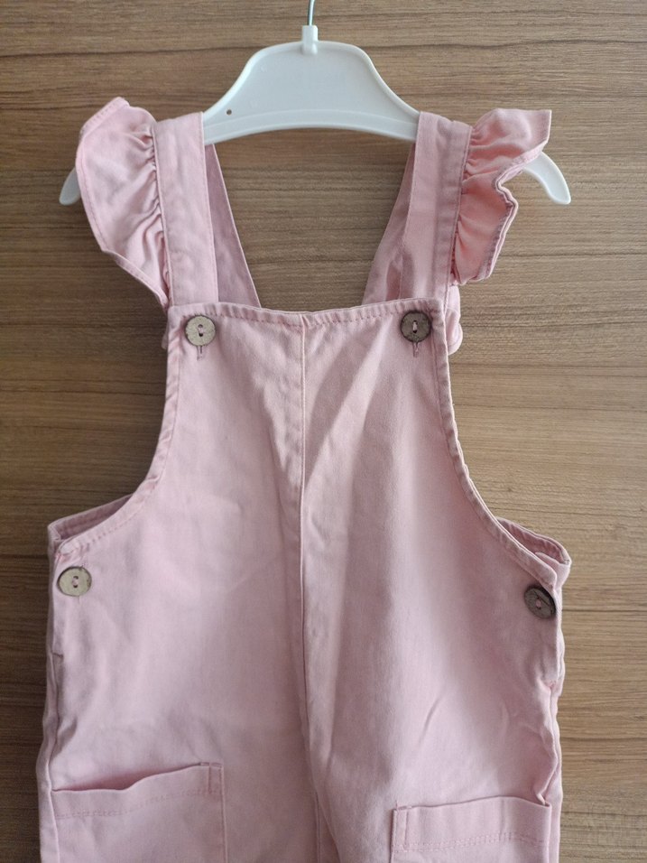 Kız Çocuk Pembe Fırfırlı Askılı Tulum - Görsel 4