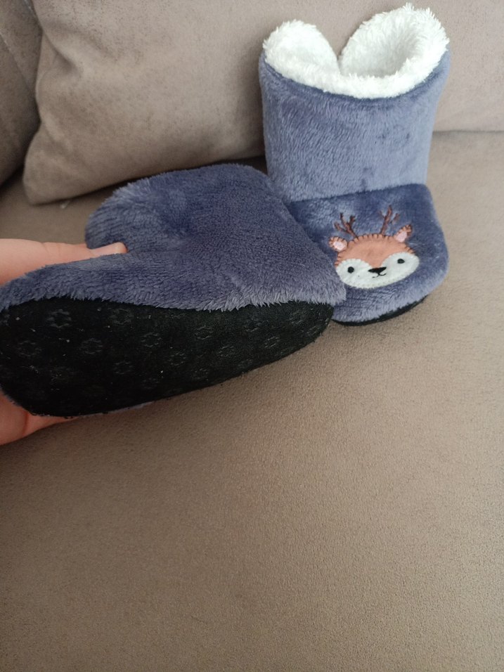 Kürklü Nakışlı Ev Terliği - Görsel 3