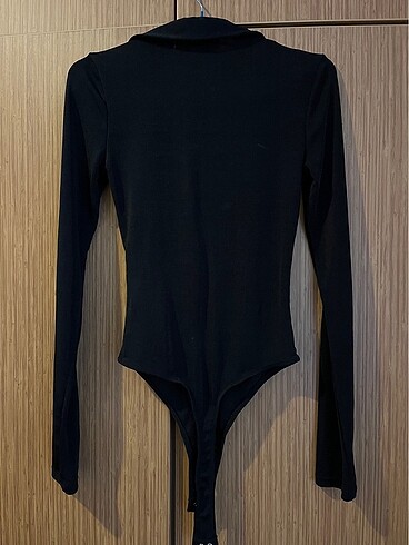 s Beden siyah Renk Bershka Dekolteli Bodysuit