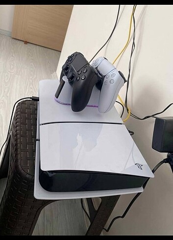 3 AYLIK SORUNSUZ PLAYSTATİON 5 1 TB 