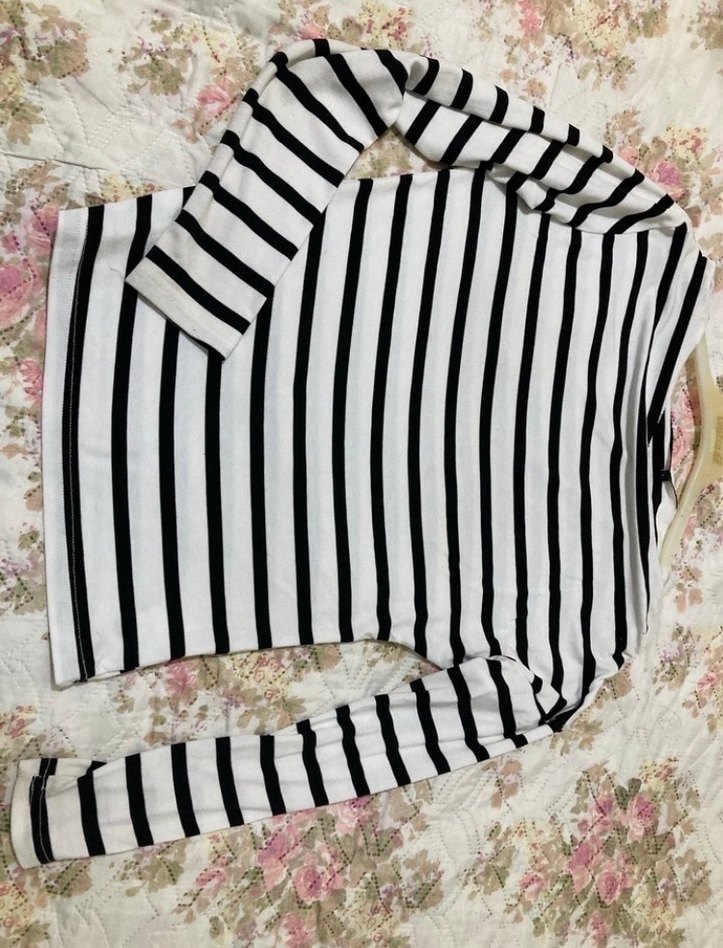 Çizgili Beyaz Uzun Kollu Kadın Bluz - Görsel 2