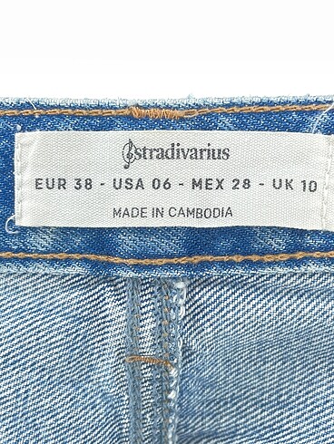 Stradivarius Jean / Kot Şort %70 İndirimli. - Görsel 4